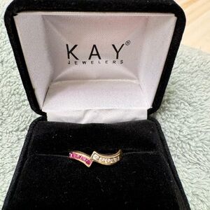 10K Gold Diamond/Amethyst Band